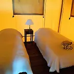 Le De Loge & Broc * La Possonniere